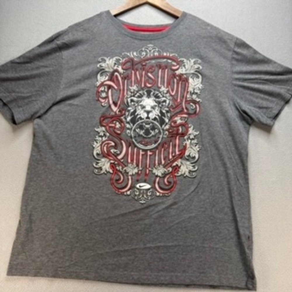Nike T-Shirt Mens XL Gray LeBron James Lion Graphic Dri-FIT Athletic Tee